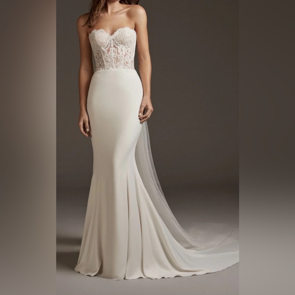 Pronovias Vela wedding dress label size 10